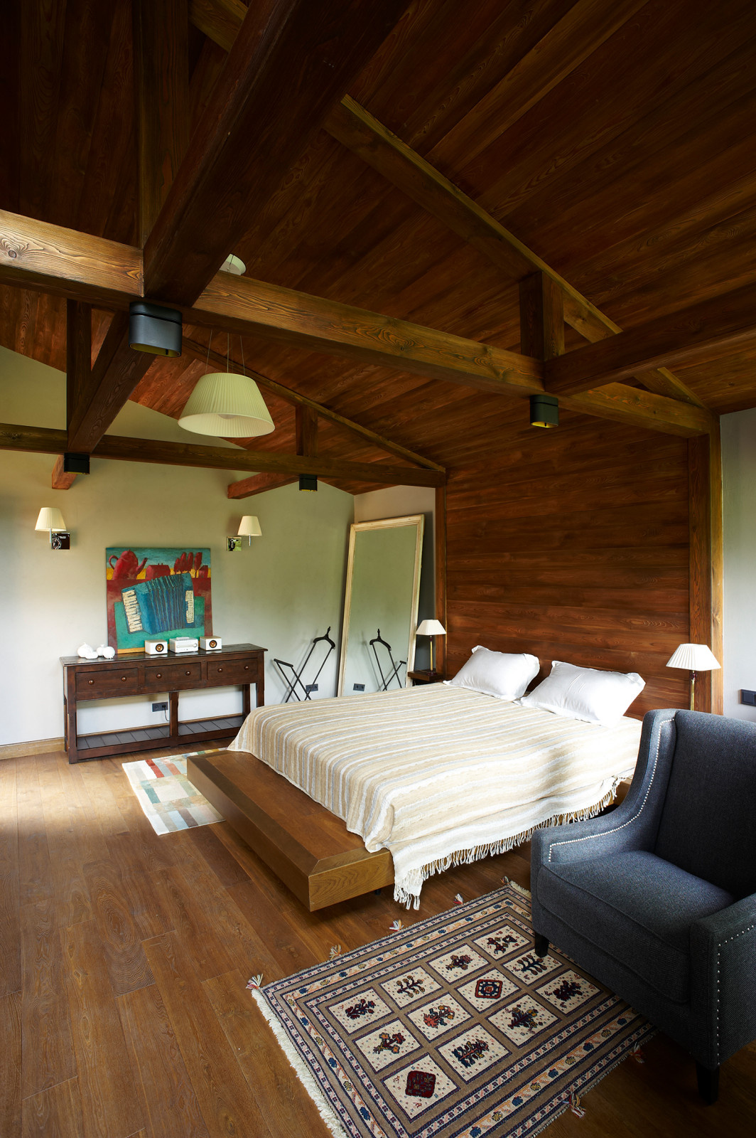 Дом на склоне