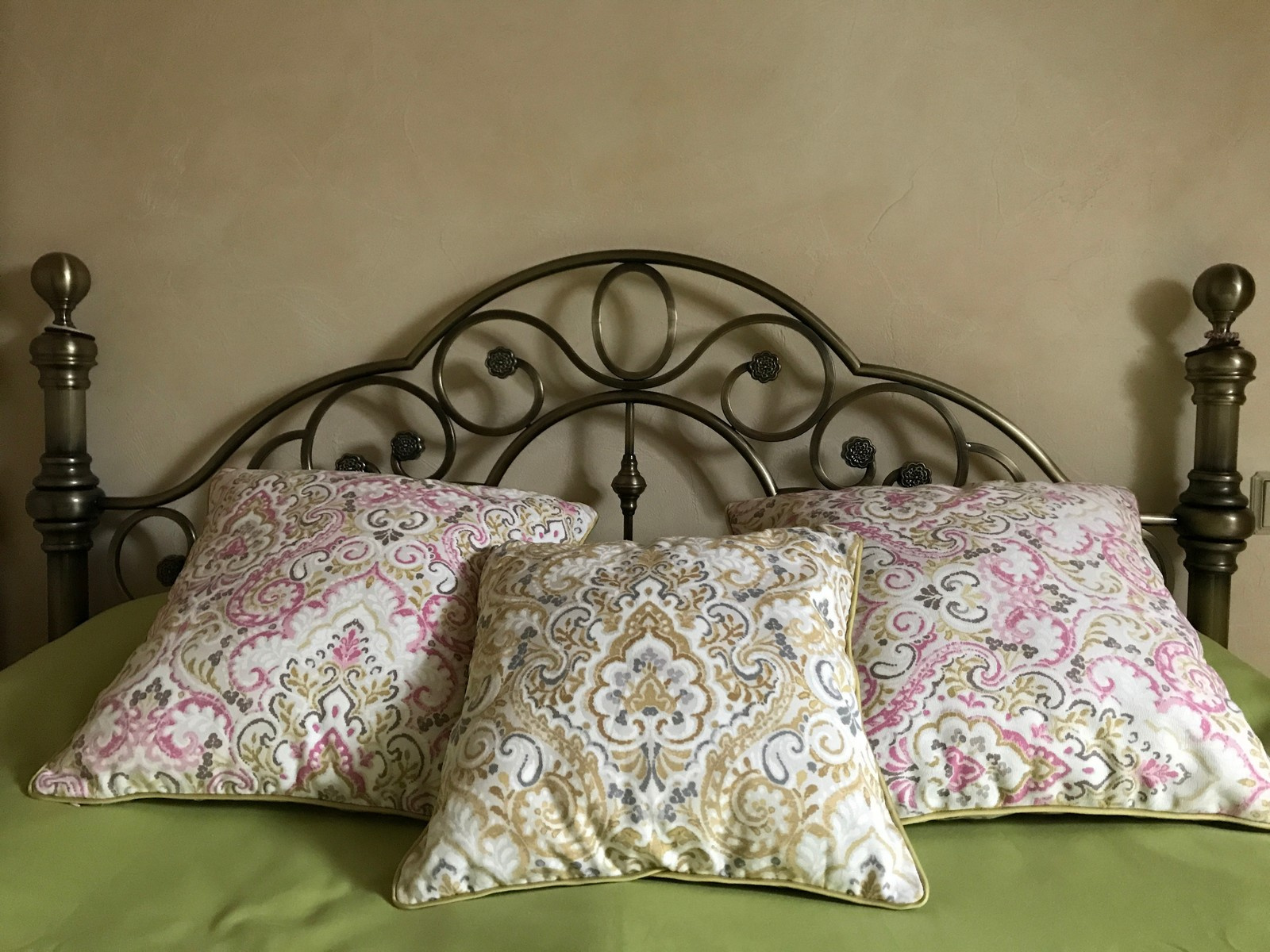 Лана деркач