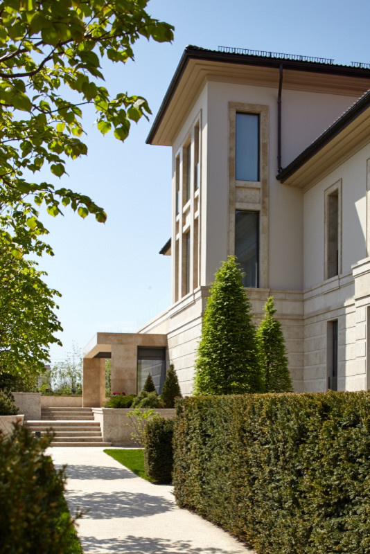 Фоновое изображение профиля Максим Рымарь