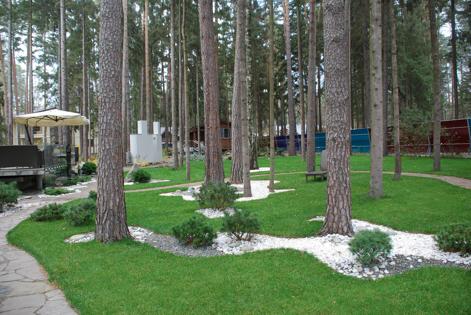 Участок с водоемом в КП "Сосновый бор"