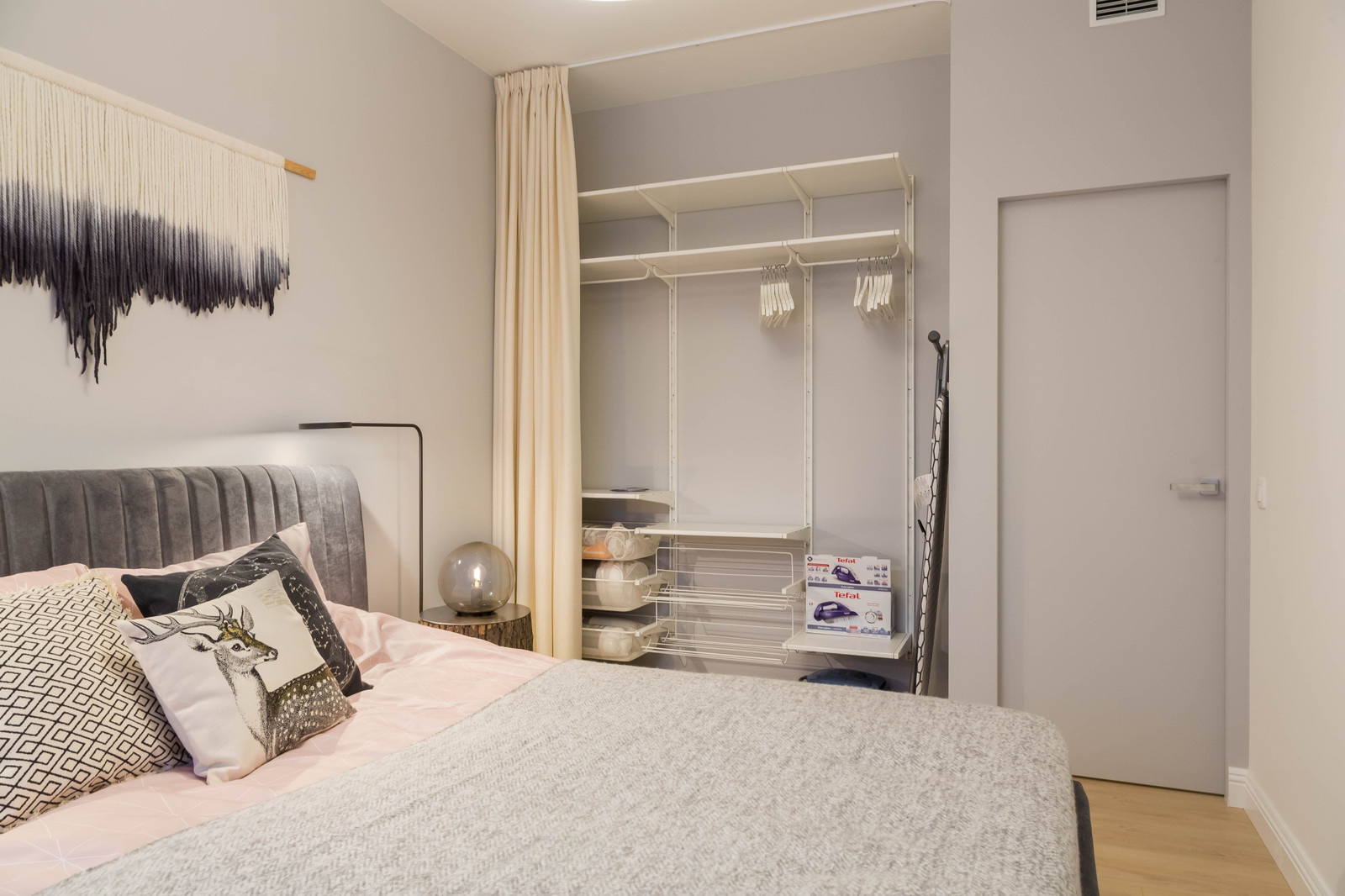 Зефирно-розовый скандинавский