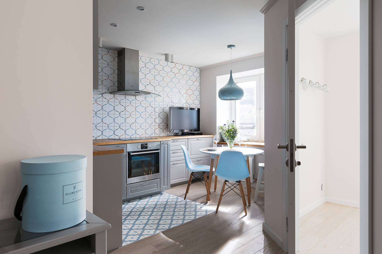 Квартира с видом на корабли