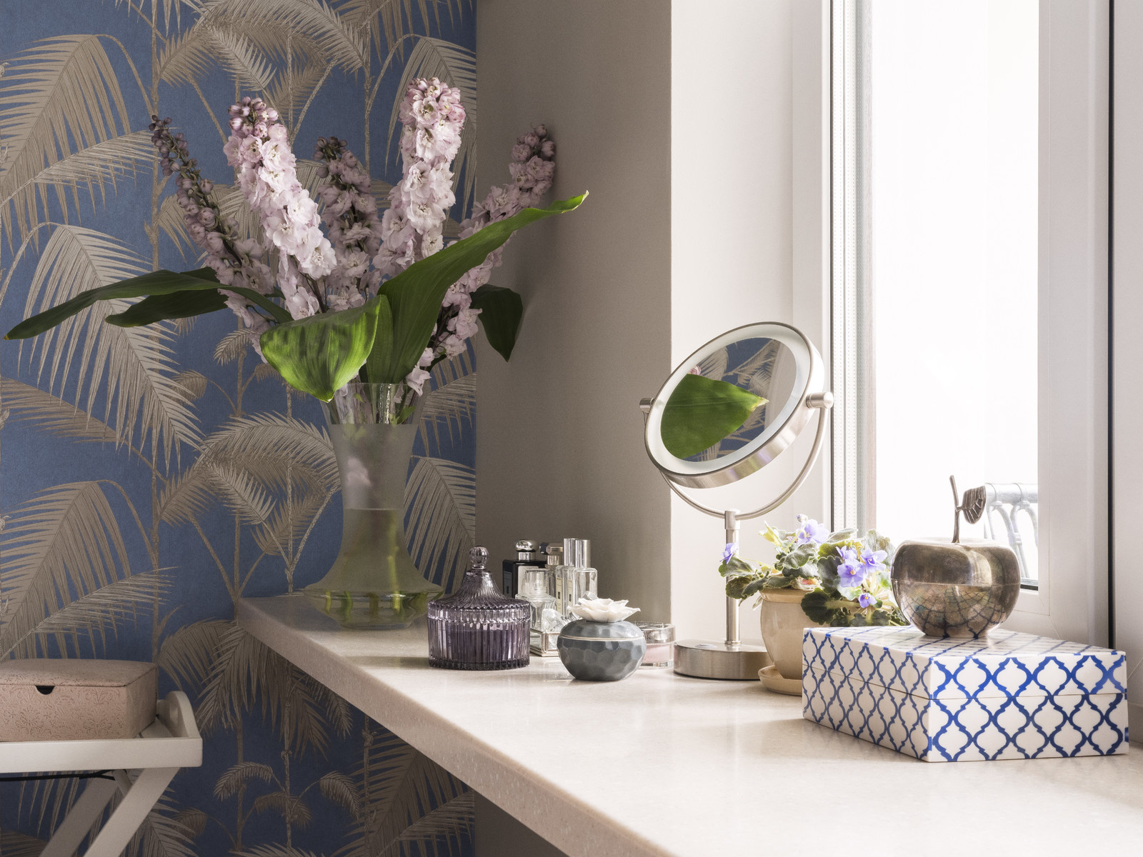 Туалетный столик в спальне