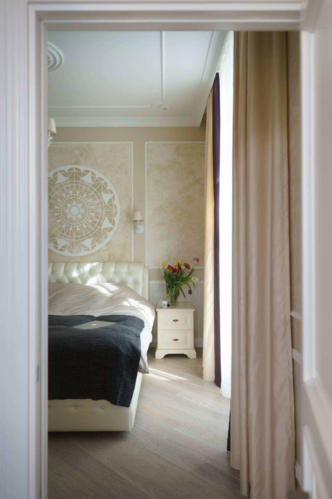 Декоративная штукатурка в классическом интерьере