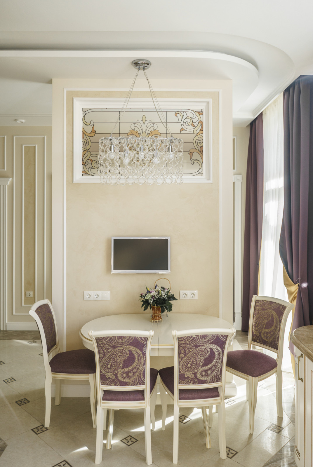 Декоративная штукатурка в классическом интерьере