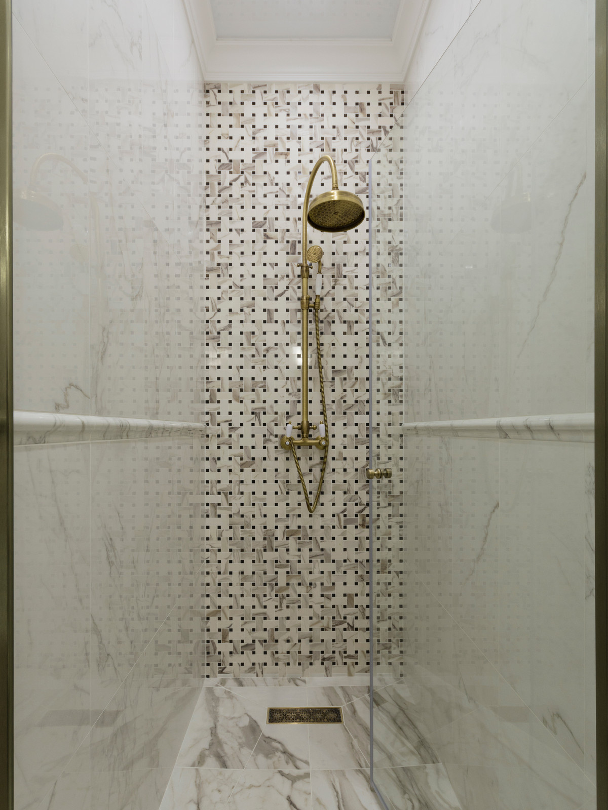 Анна Бернштайн