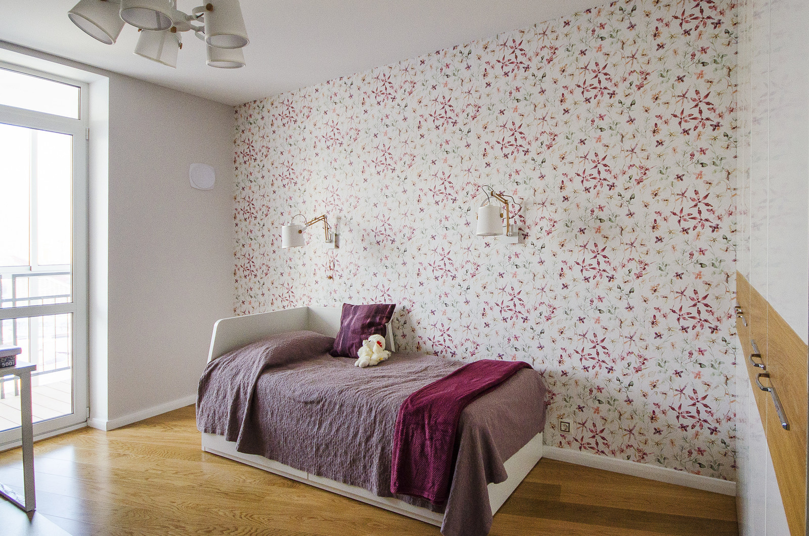 Обложка проекта: 100м бежевой эклектики