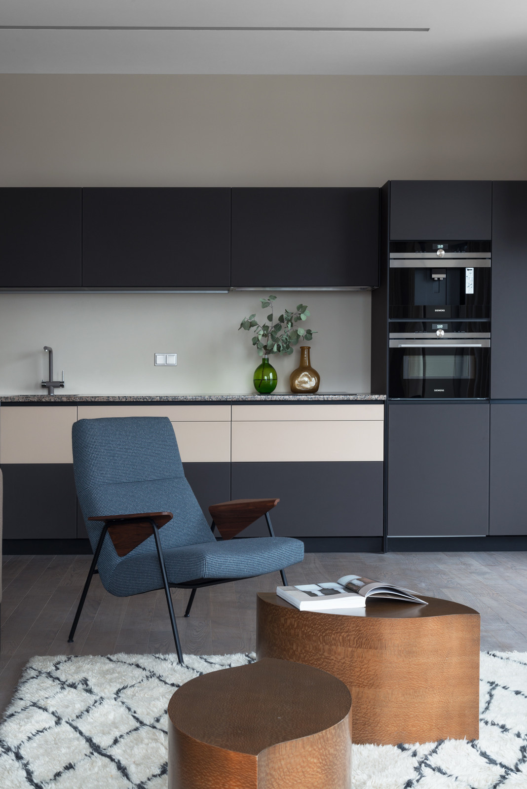 Апартаменты на Остоженке с видом на реку