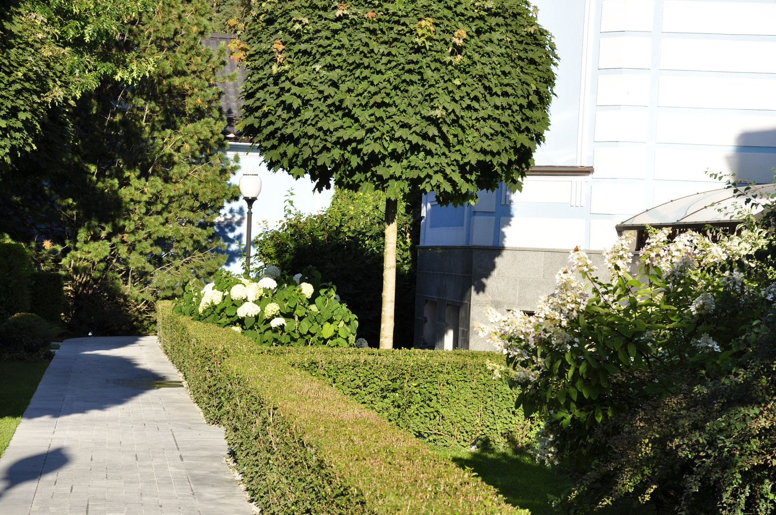 кп "Усово" - Уход за садом - 100% качество