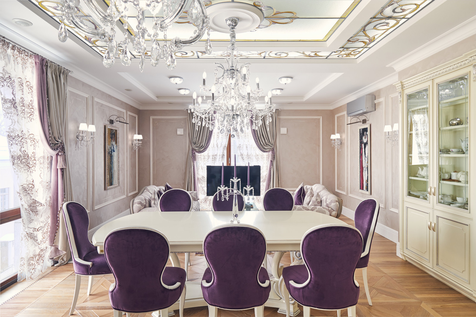 Смольный парк