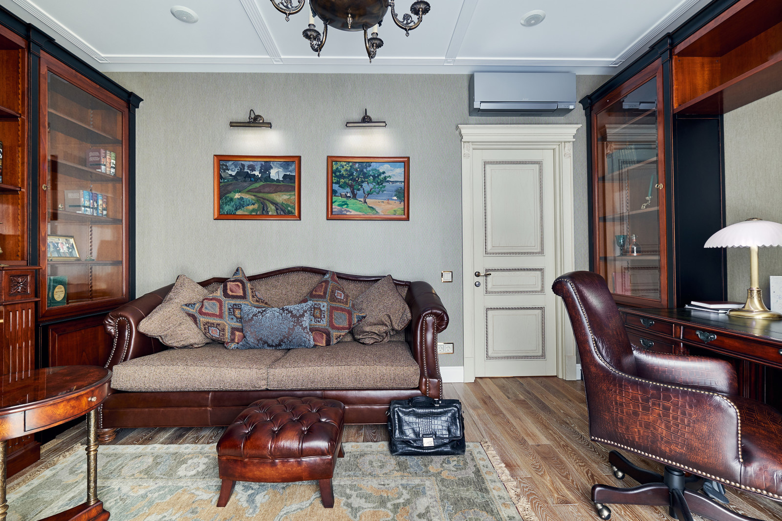 Смольный парк