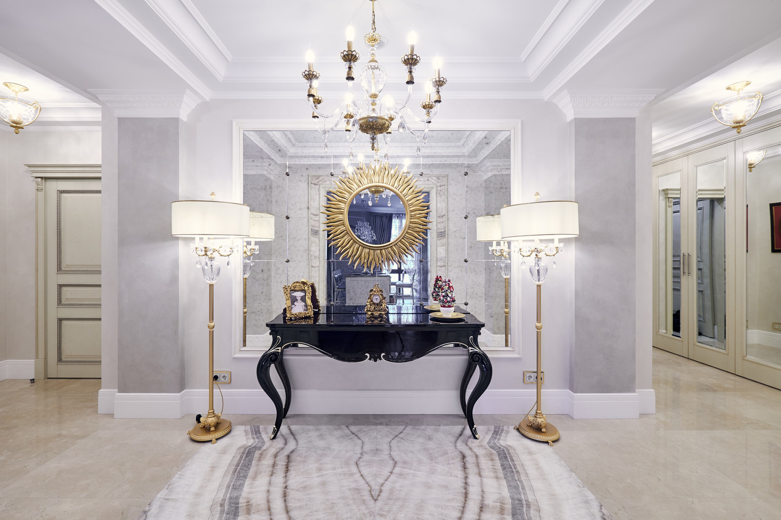 Смольный парк