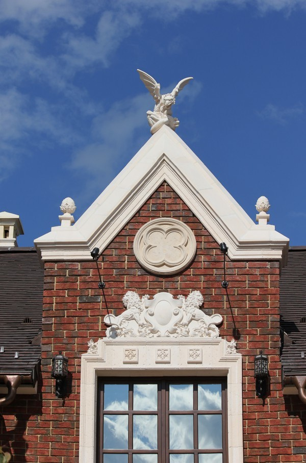 Вилла в поселке "Монтевиль"