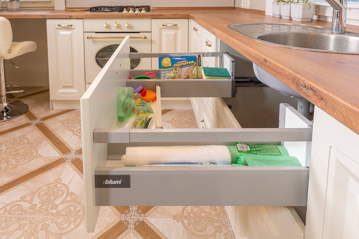 Кухня в современном классическом стиле