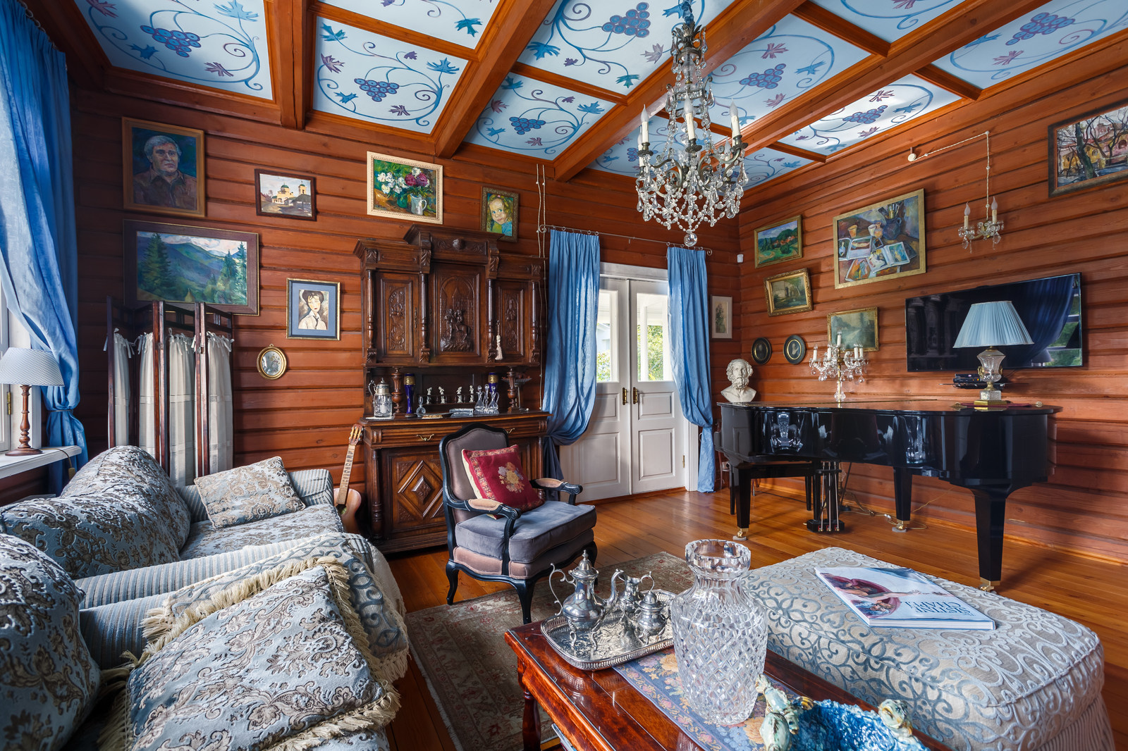 Фоновое изображение профиля Надежда Ракова