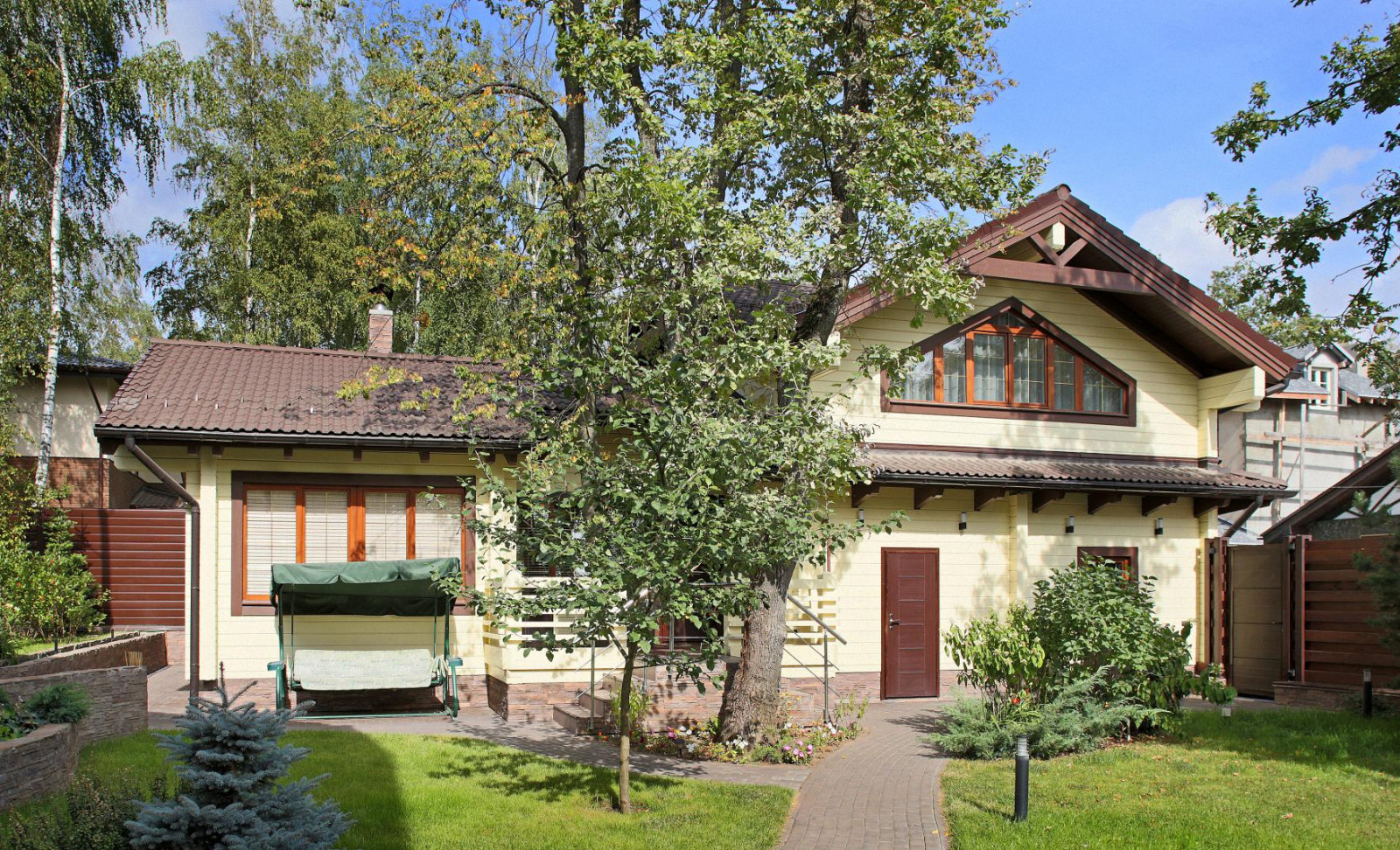 Бани из клееного бруса