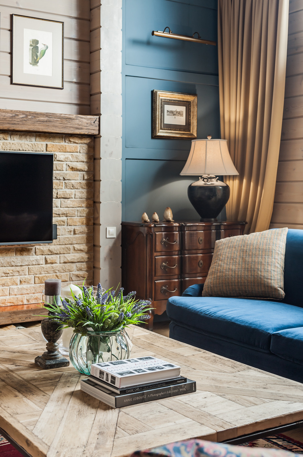 ДЕРЕВЯННЫЙ ДОМ В СТИЛЕ АНГЛИЙСКИЙ КАНТРИ.