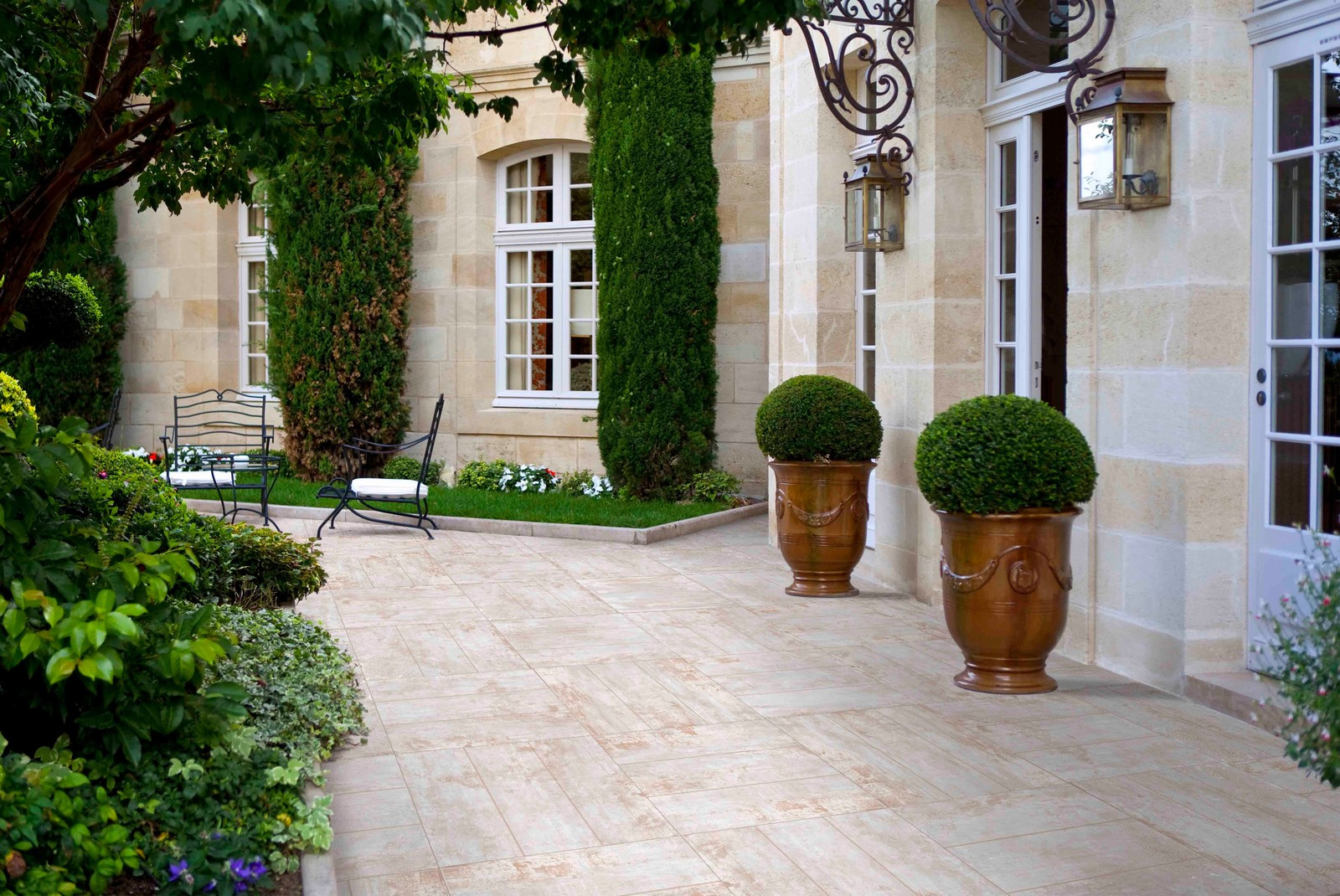 Продукция Estima в интерьере