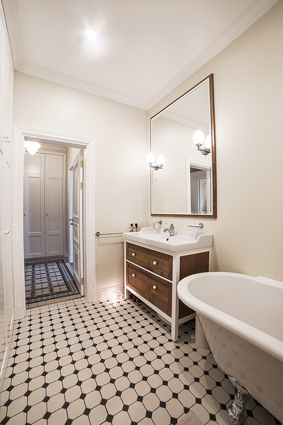 Из двушки в трешку. Квартира для семьи с детьми в центре Москвы.