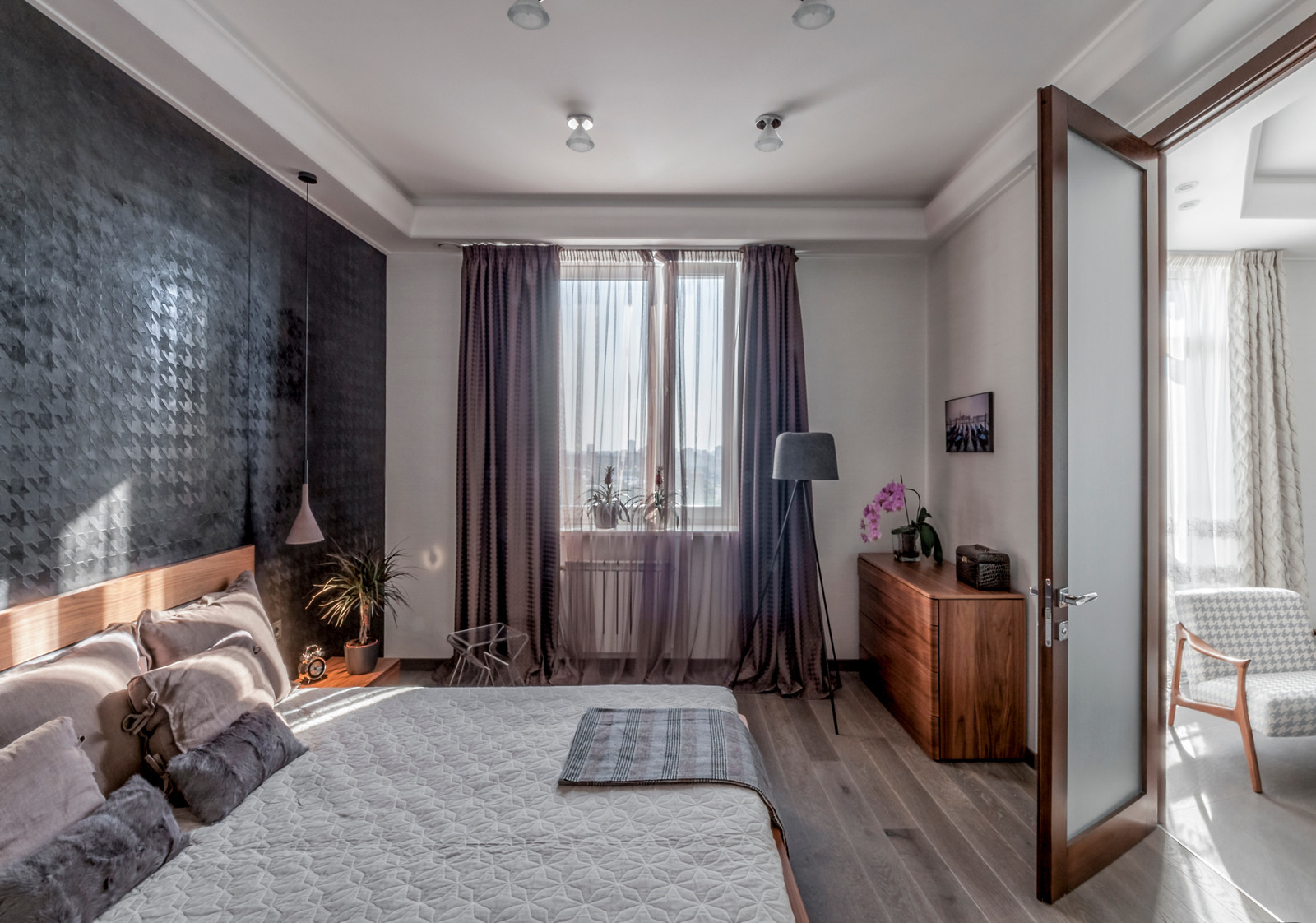 Jacqueline - нашествие гусиных лапок