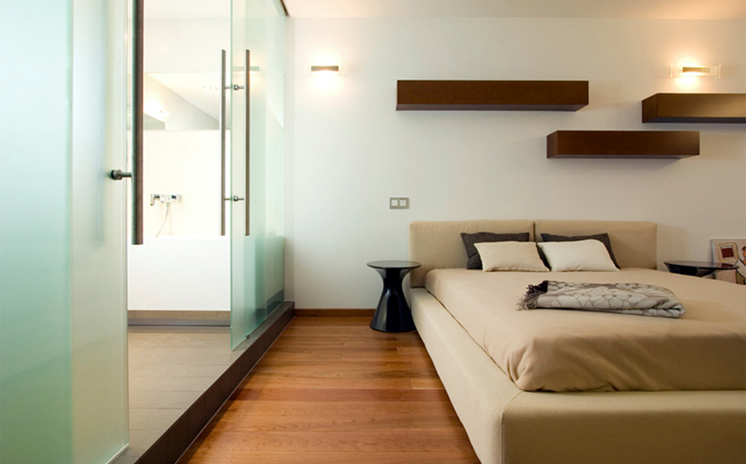 квартира ЖК "Воробьевы Горы", 107м2