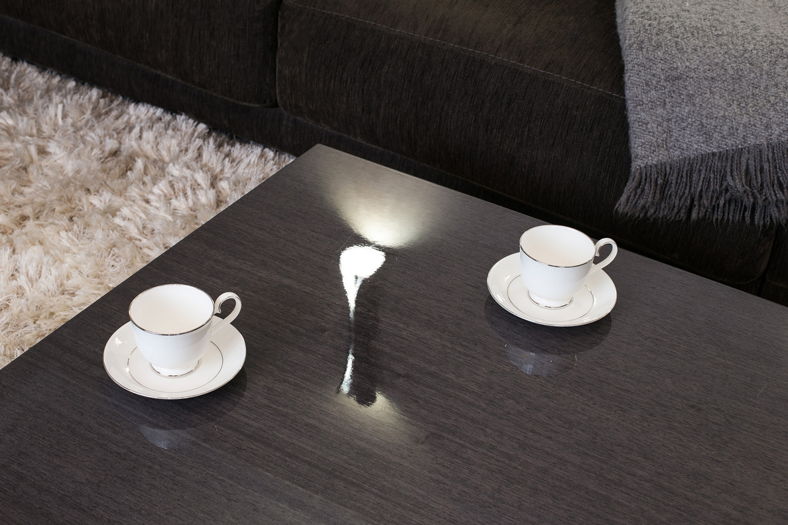 Гостиная в контрастных тонах