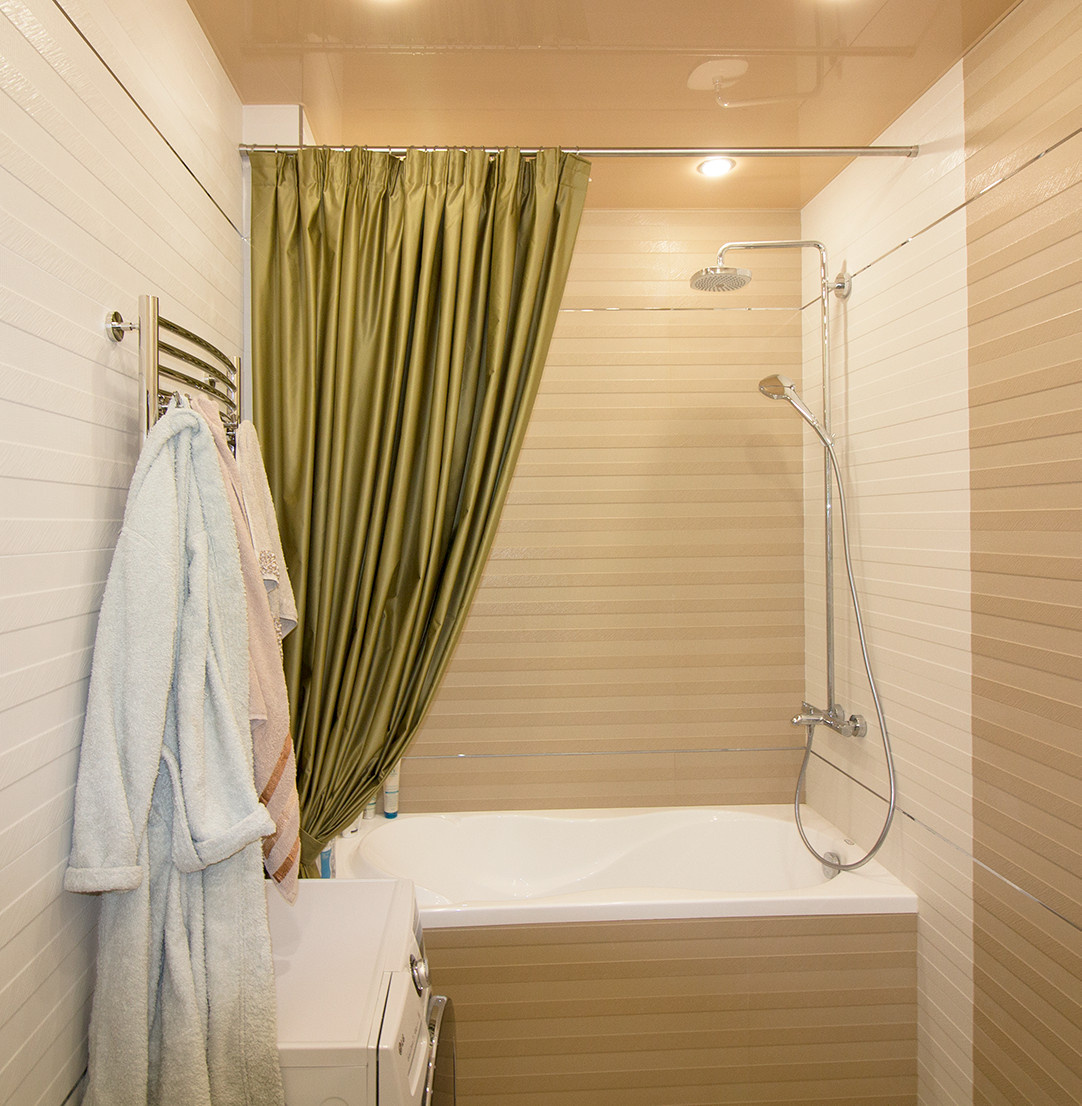 Штора в ванную комнату