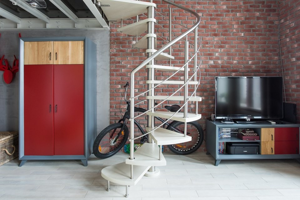 Фоновое изображение профиля Яна Ухова