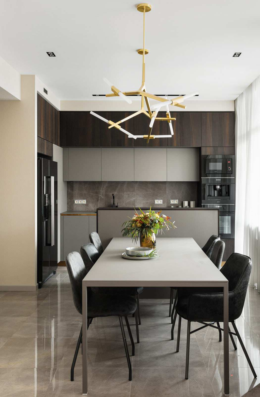 Silver Home