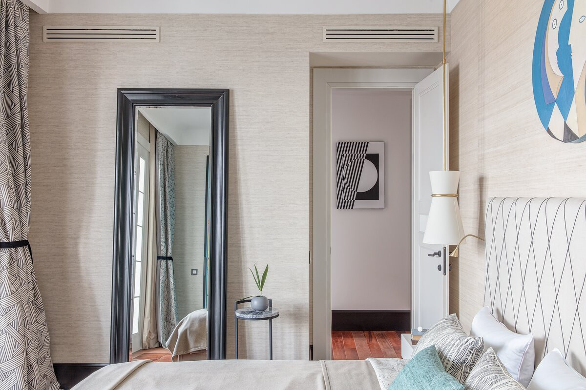 Квартира в Москве , на Французкий манер