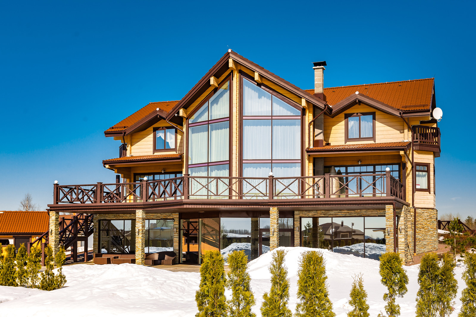 Обложка альбома: ограждение террас