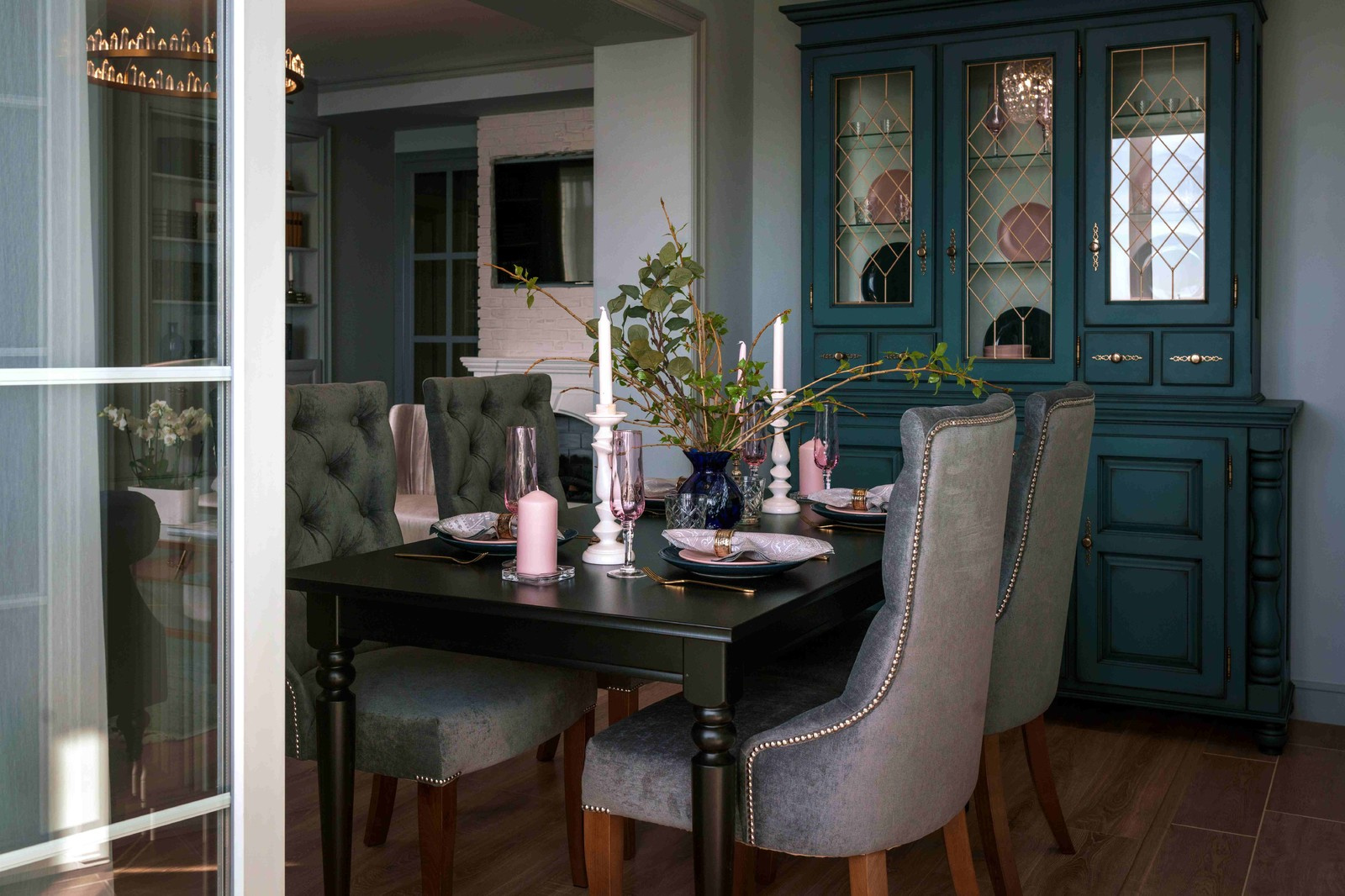 Квартира серого цвета с розовым. г.Димитровград .