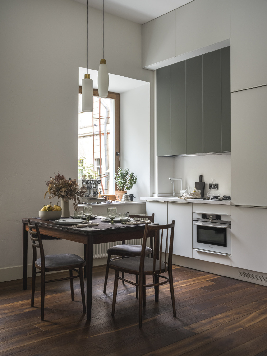 Винил, Рояль и высокие потолки в квартире на Белорусской