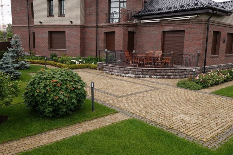 Мощение натуральным камнем