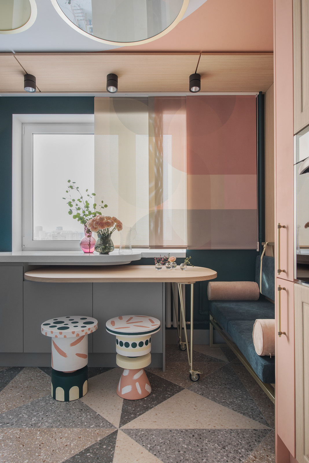 Кухня в бликах. Проект для квартирного вопроса