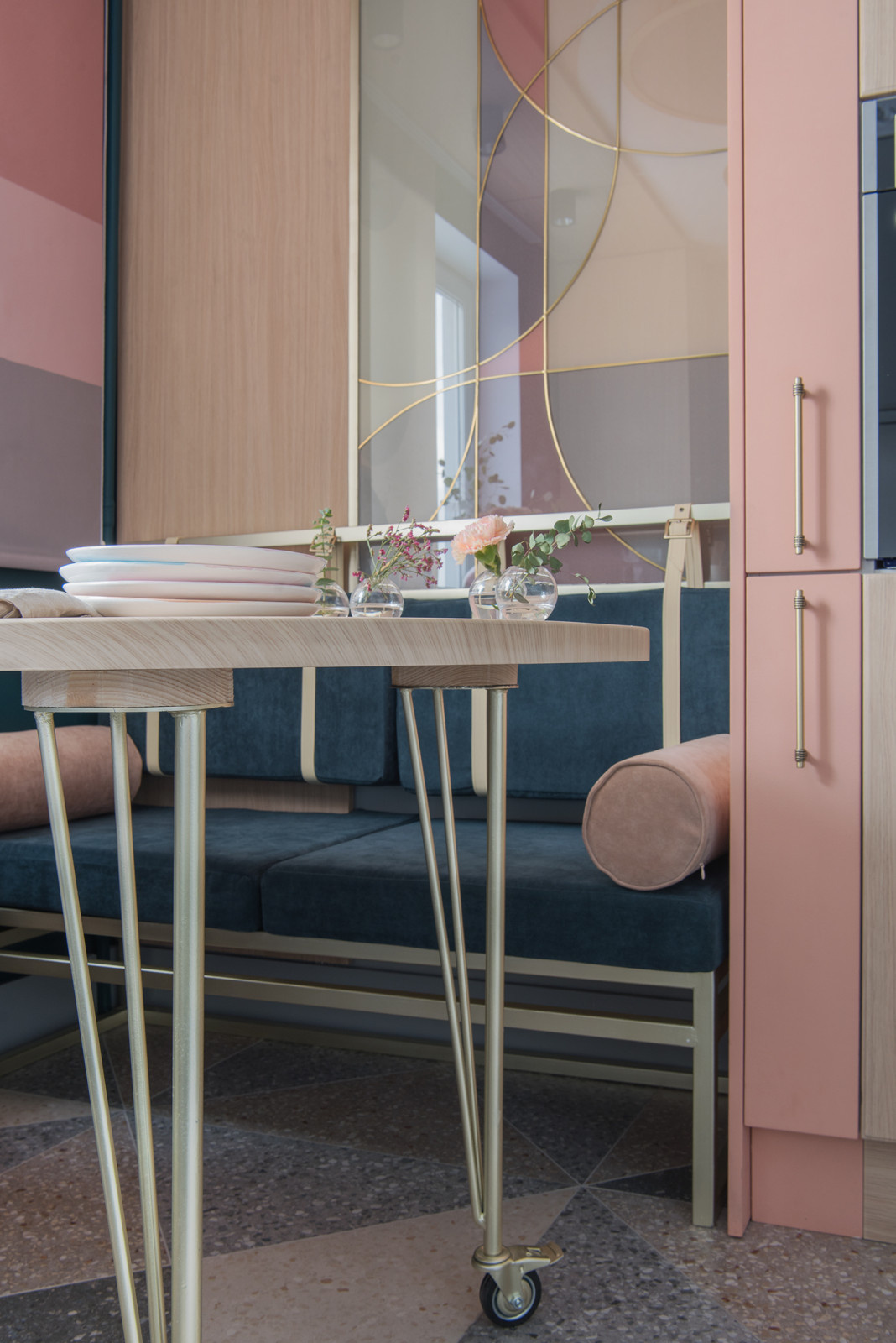 Кухня в бликах. Проект для квартирного вопроса