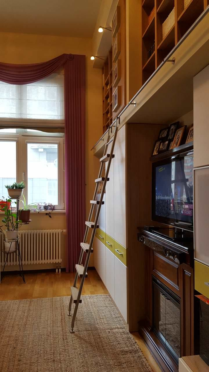 20180408 _ НОВОСИБИРСК - лестница мебельная с крючками - модель Step-30 hook