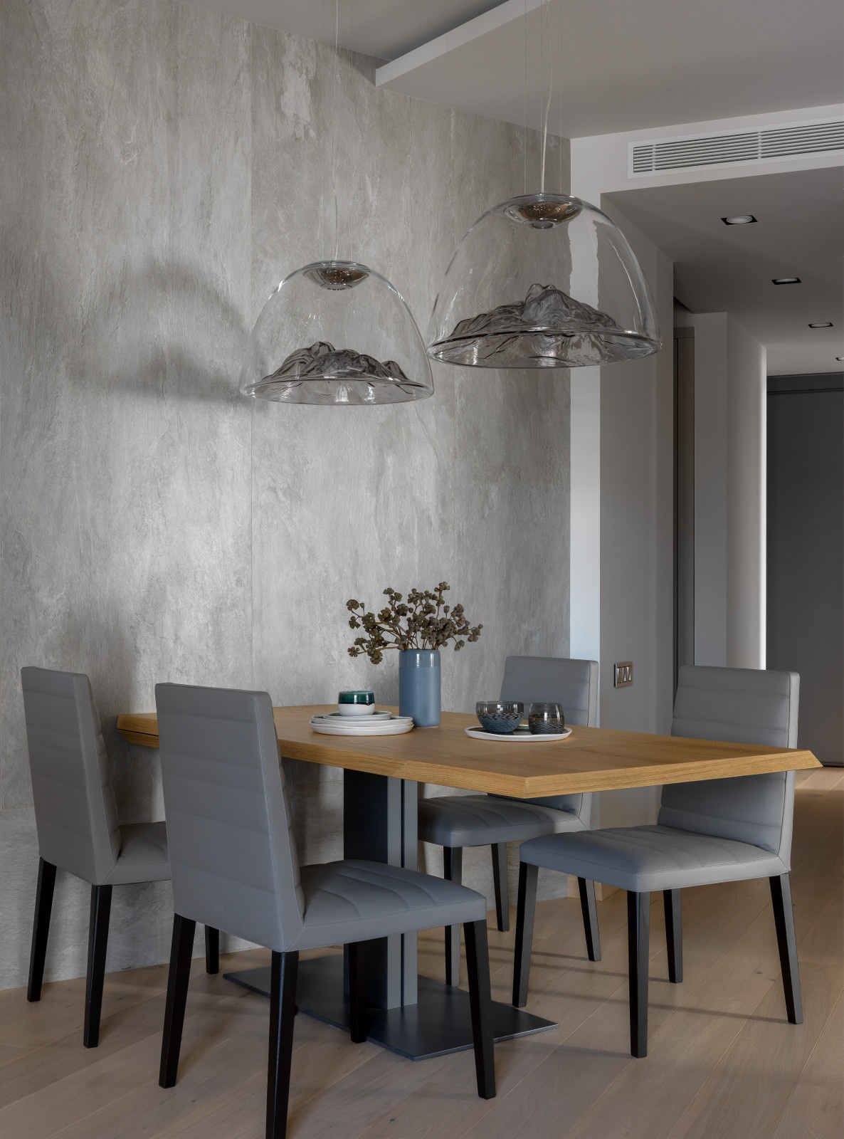 Houzz тур: Квартира с потайным кабинетом и нордической атмосферой