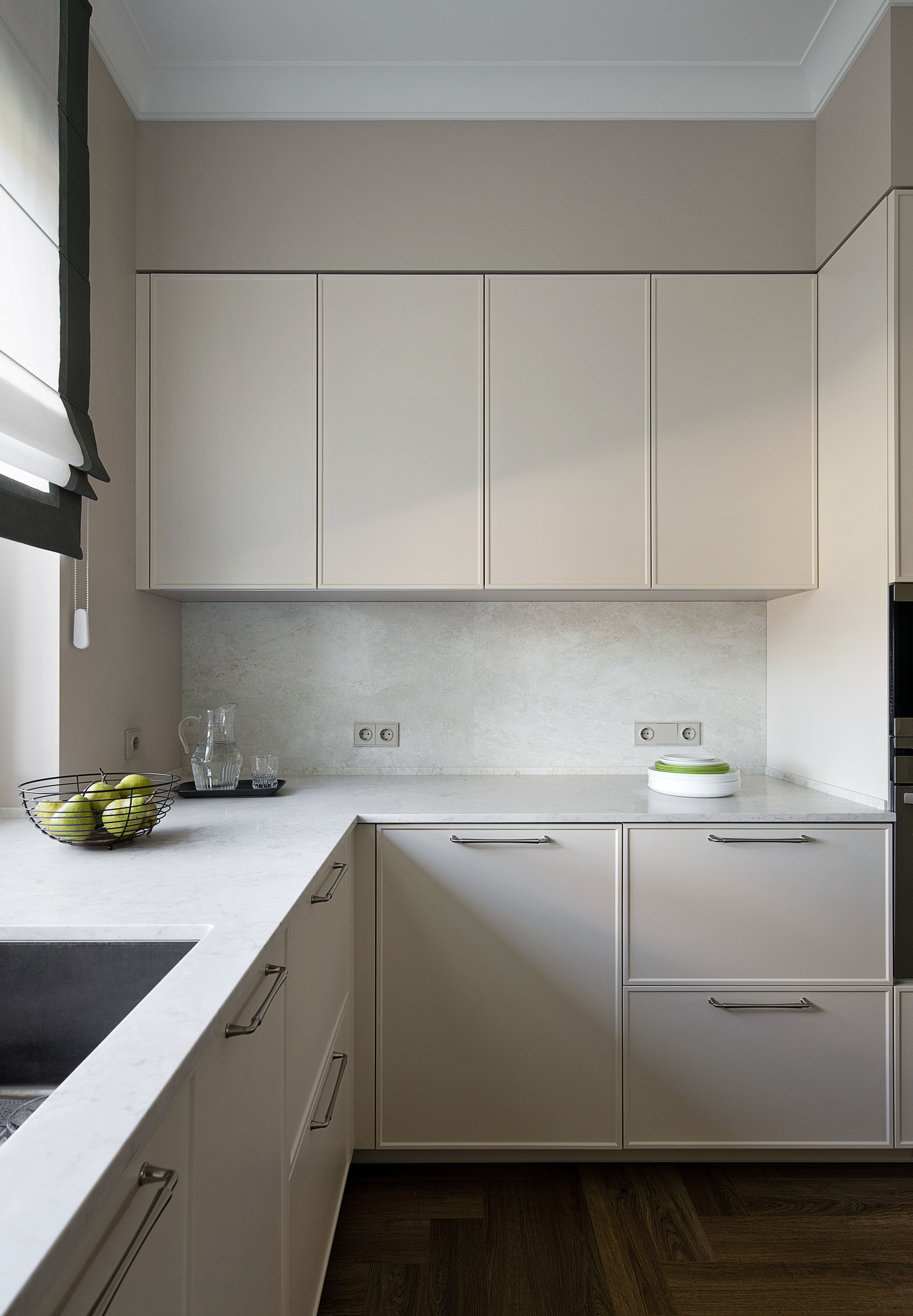 Реализация дома в пригороде (кухня-гостиная)