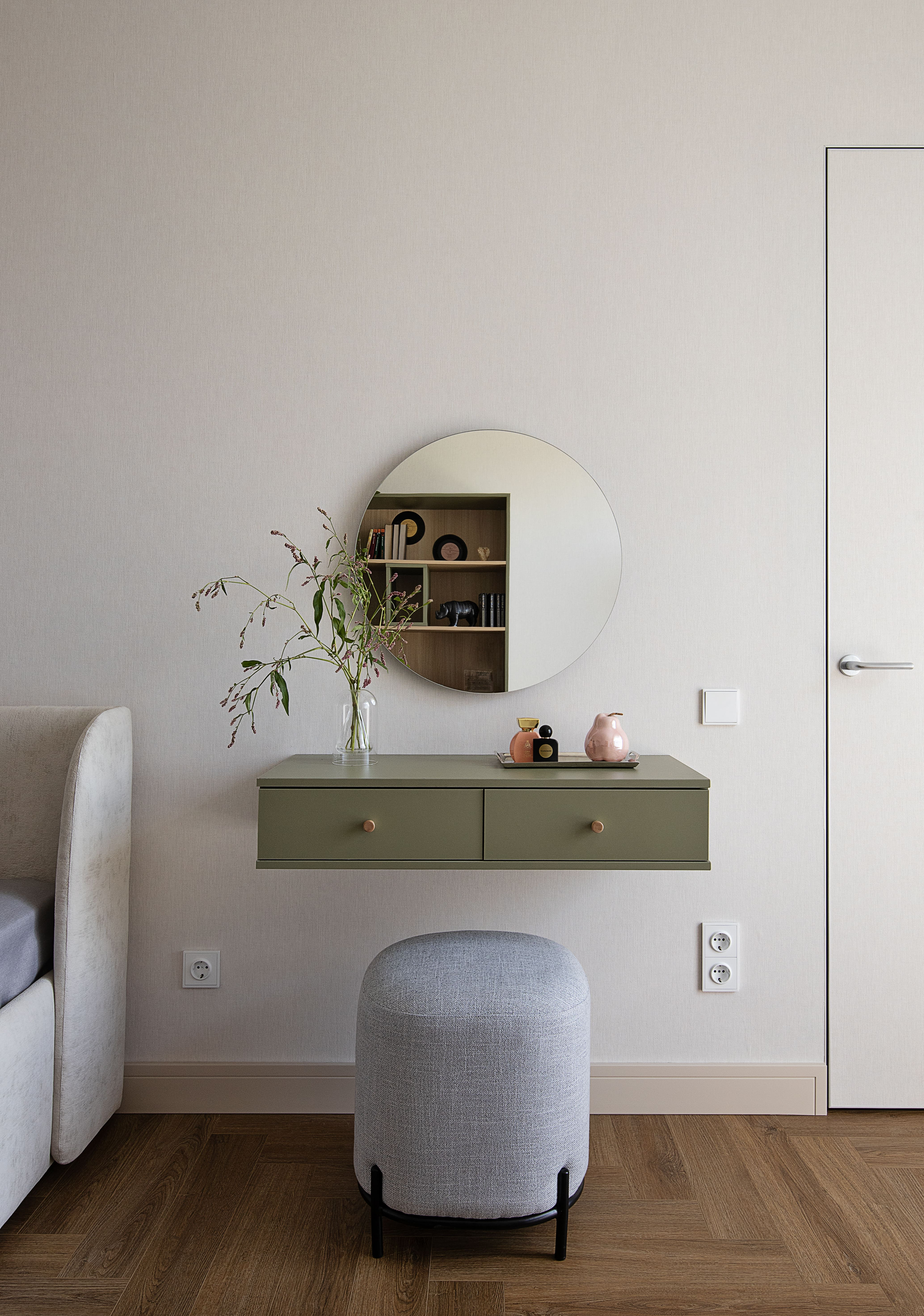 Спальня для девушки в доме