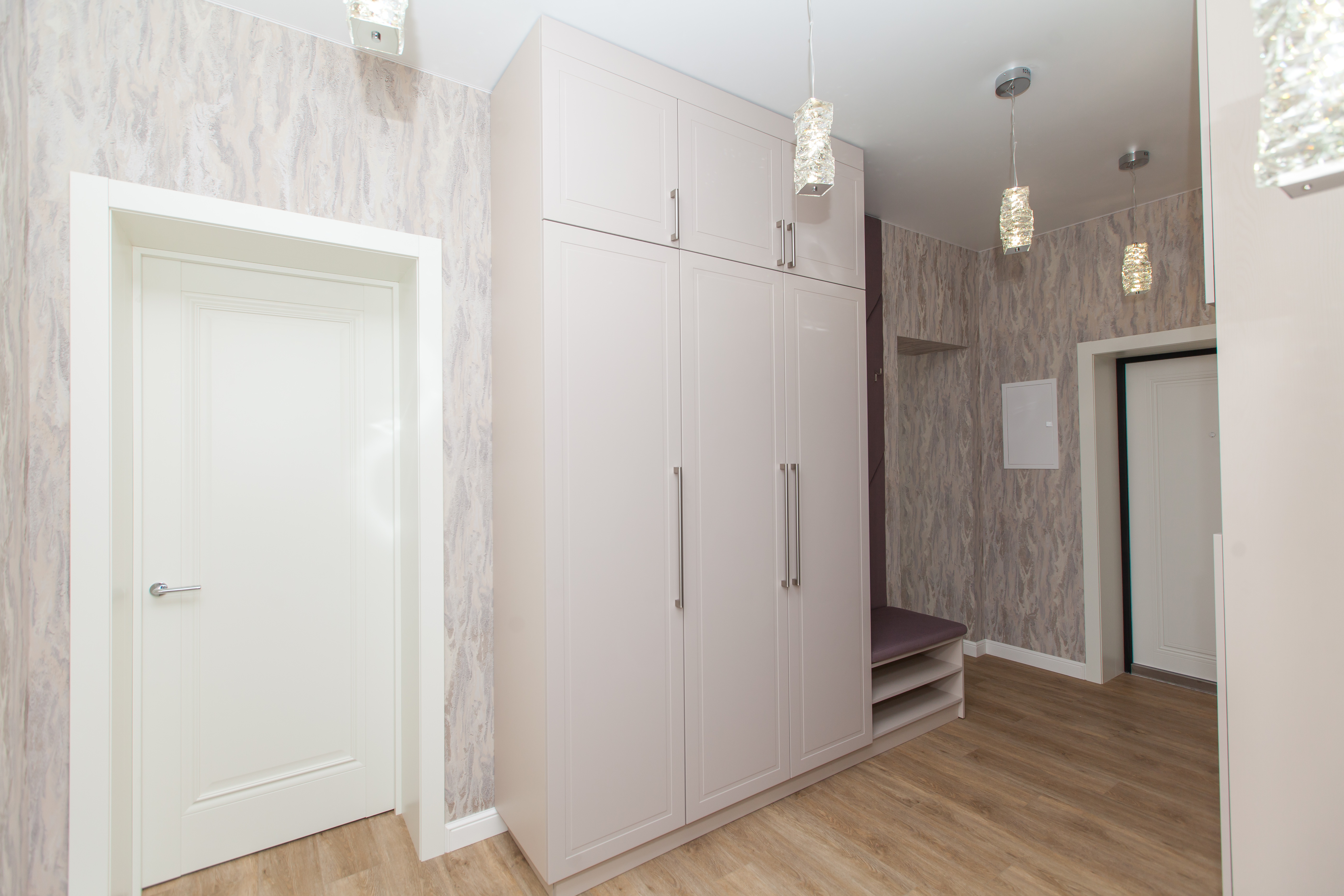 Обложка проекта: Коридор в квартире для семейного отдыха на Балтике