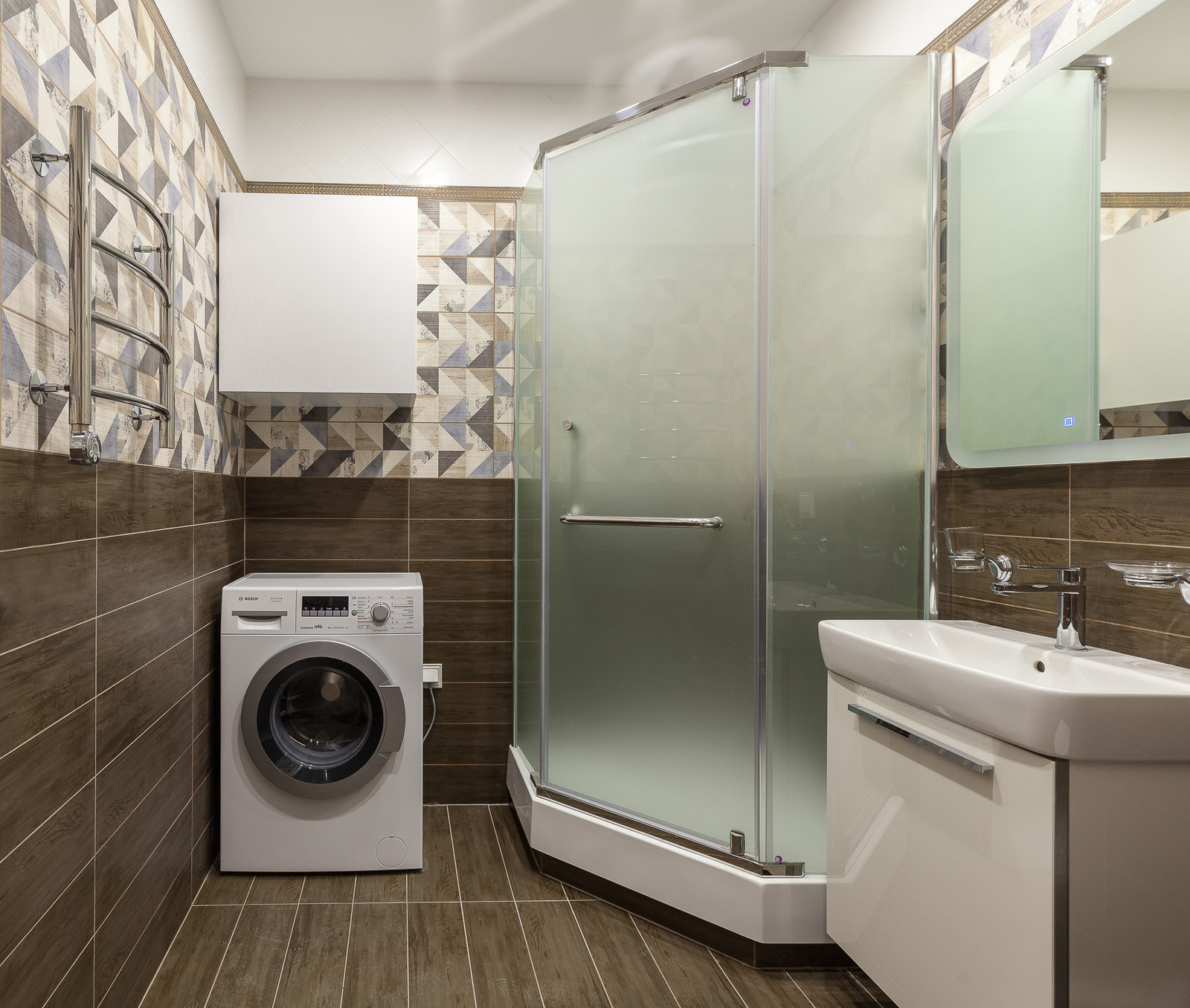 Трешка на 14-м этаже