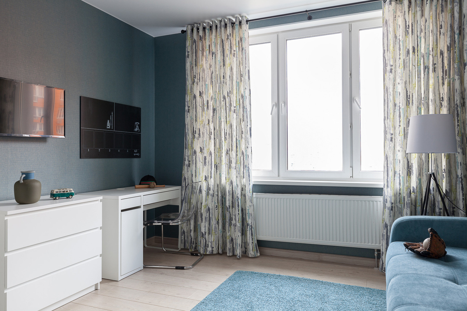 Трешка на 14-м этаже