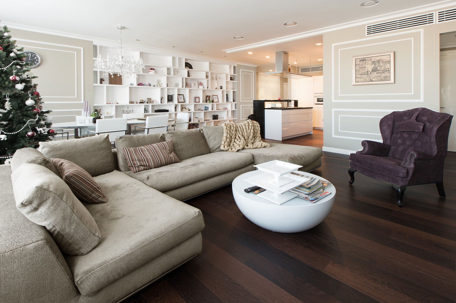 Квартира в стиле современной классики 195м2