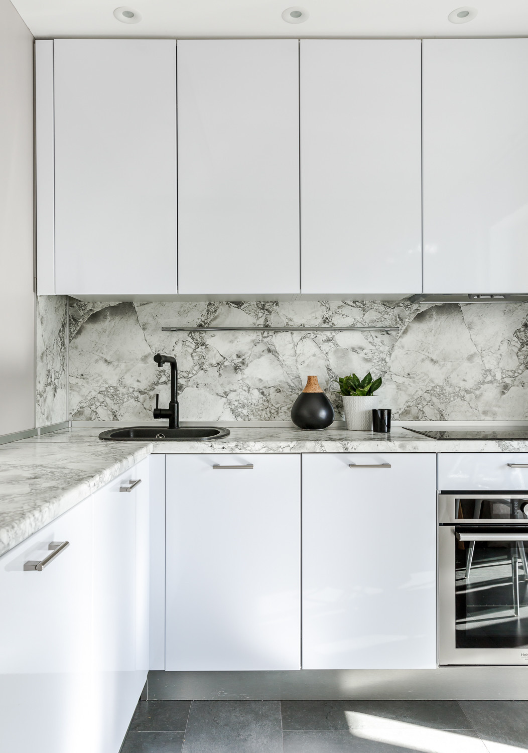 Хороший вопрос: Маленькая кухня, ничего не лезет — что делать