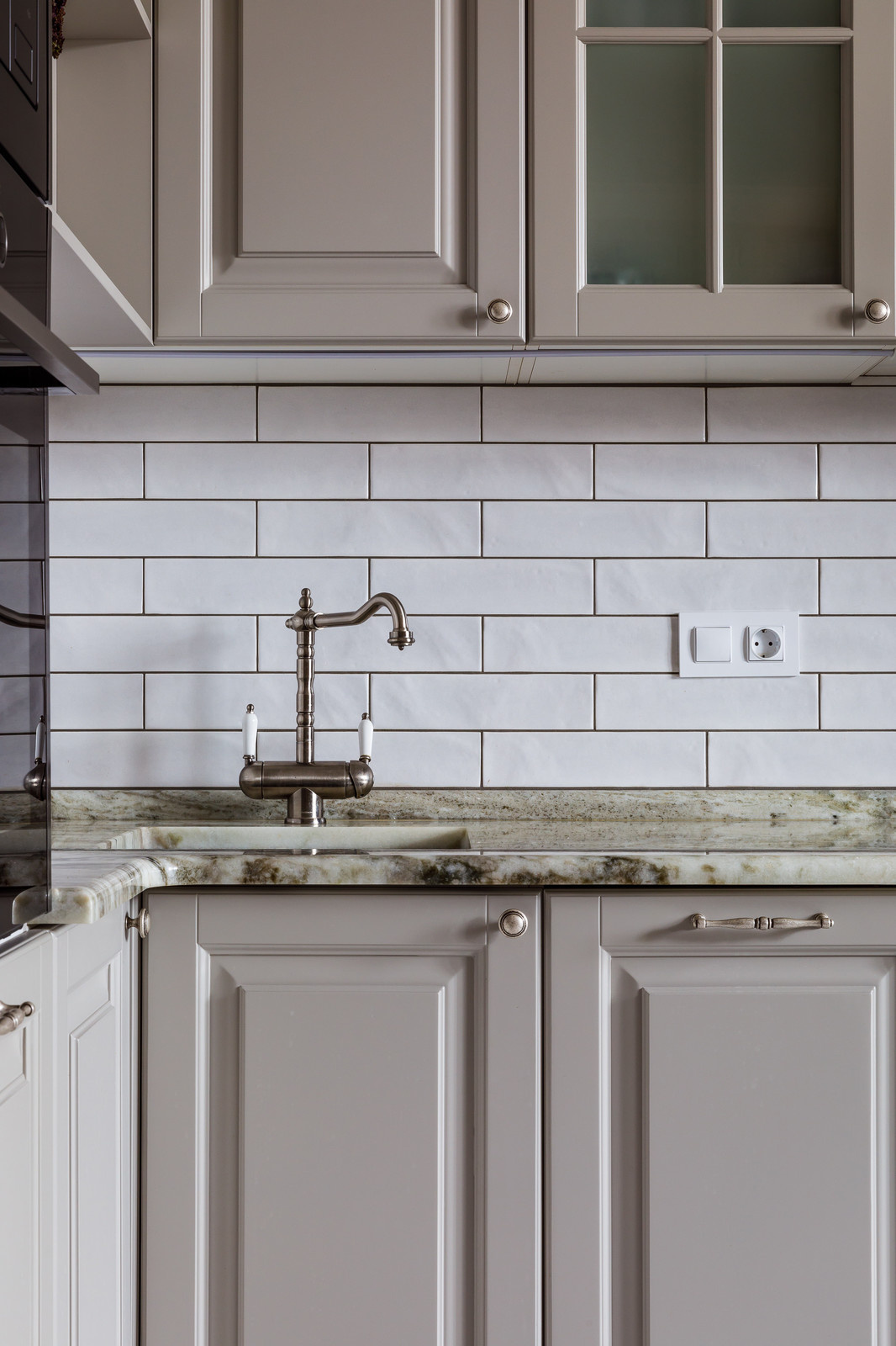 Кухонный гарнитур в классическом стиле