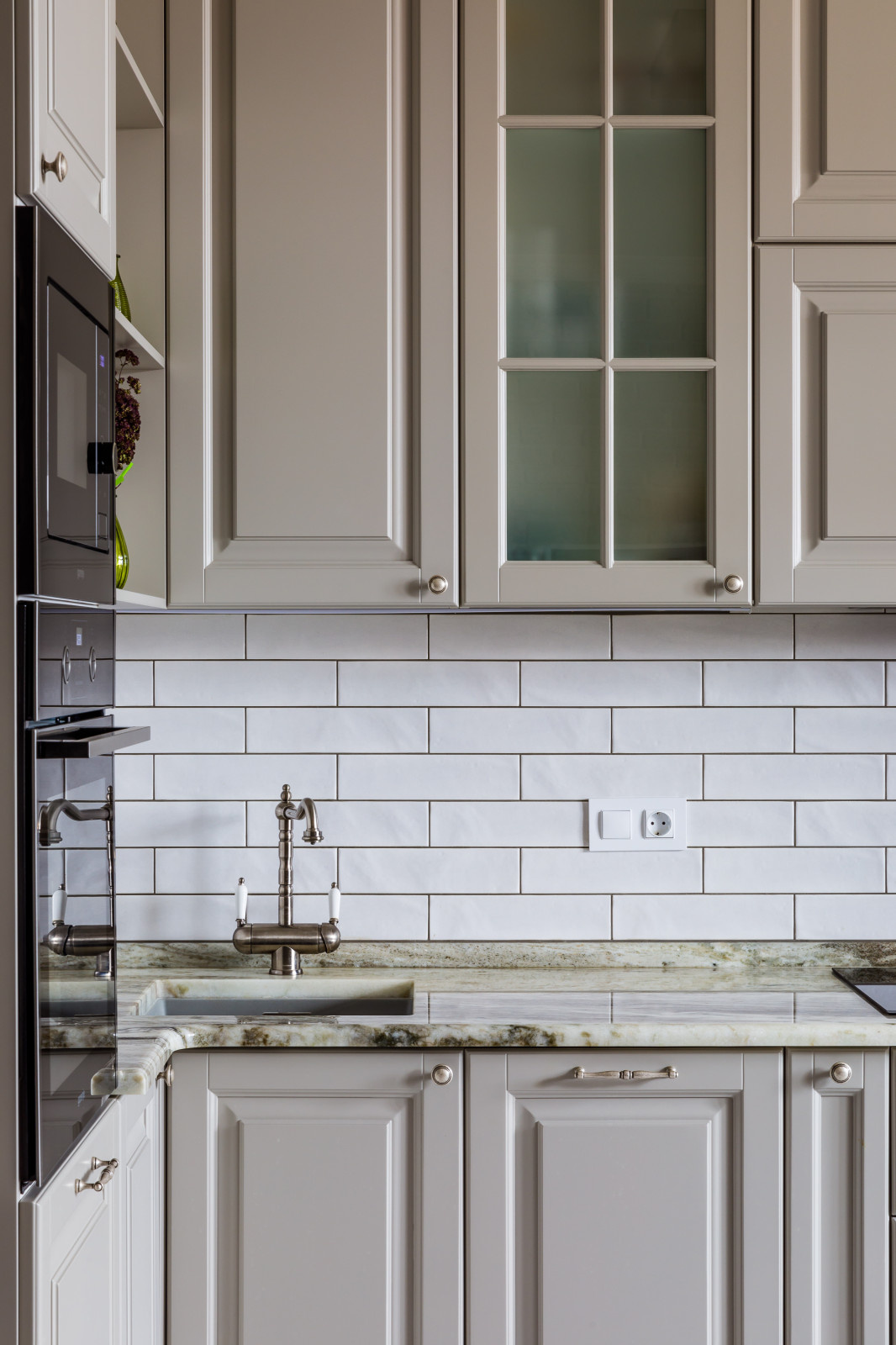 Кухонный гарнитур в классическом стиле