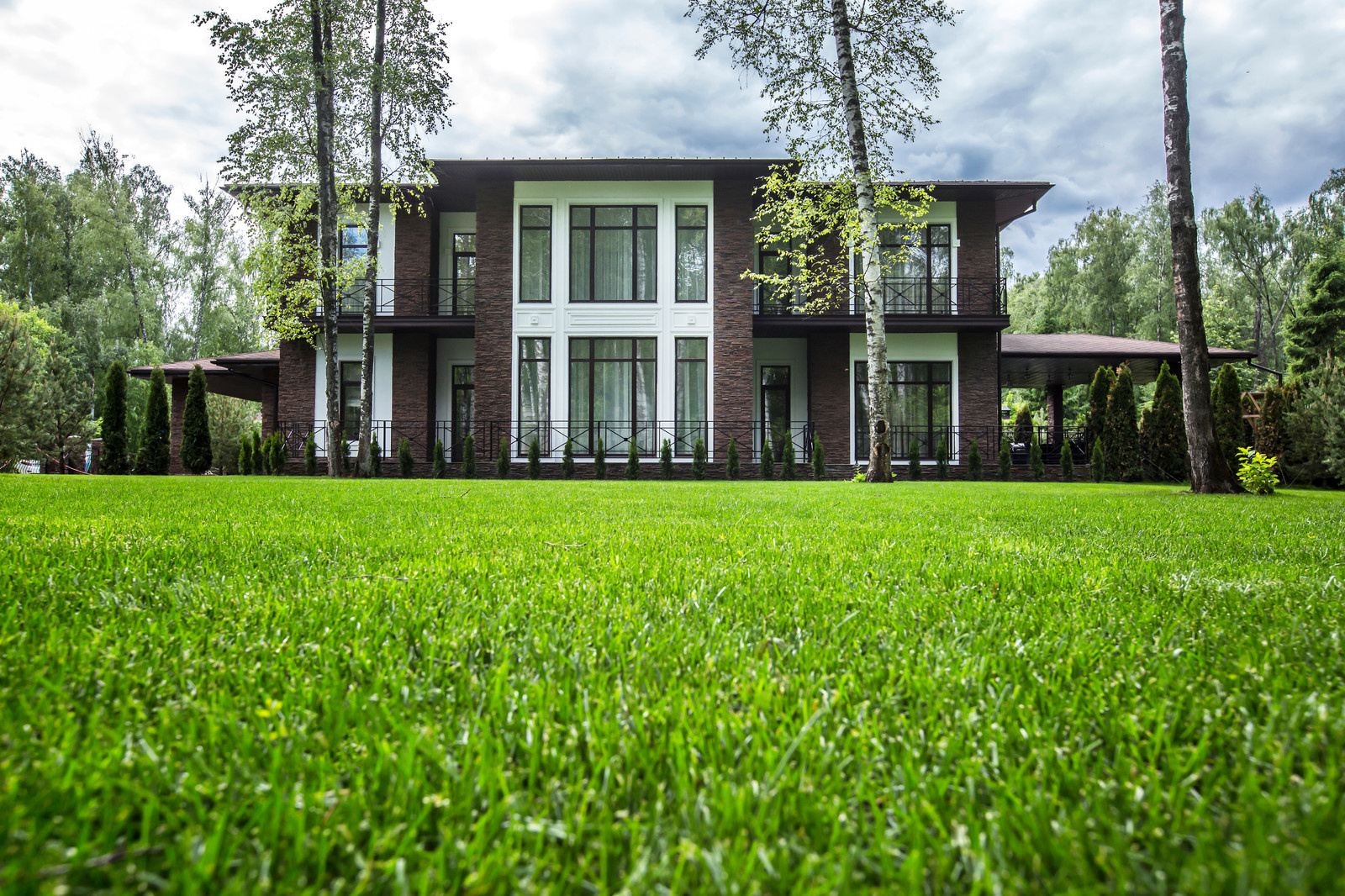 Дом в современном стиле