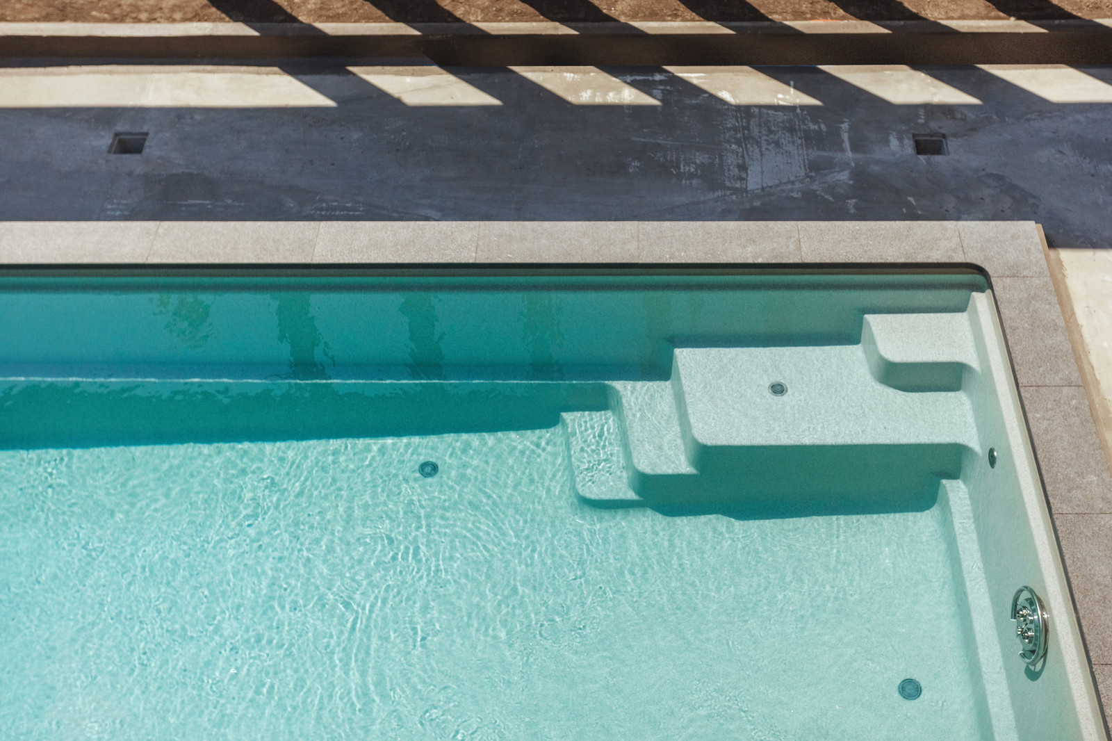 Бассейн в процессе реализации.