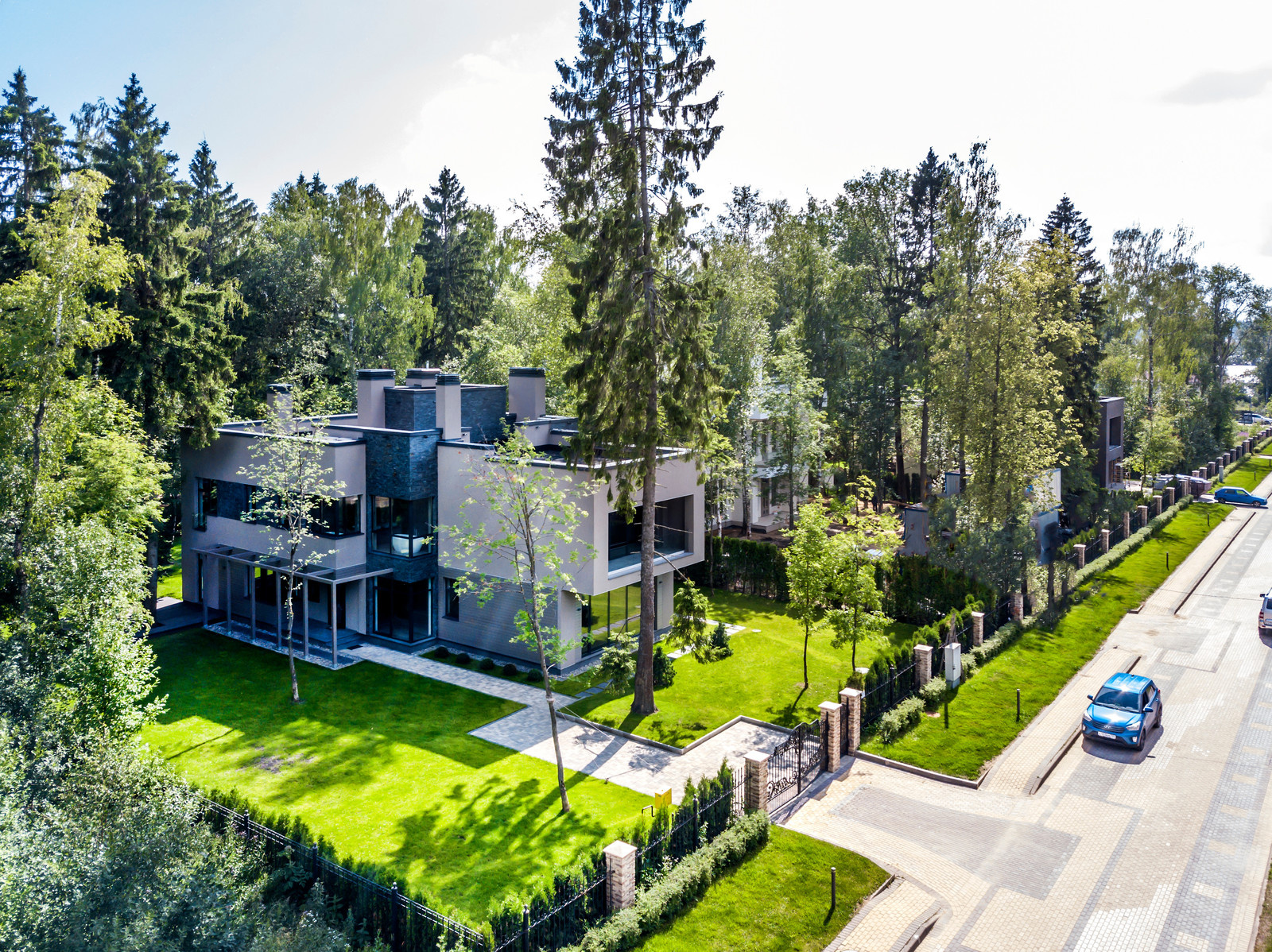 Обложка проекта: Современный дом в подмосковье